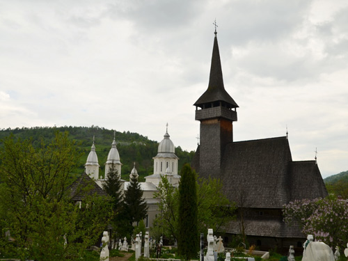 Foto Botiza - antiteze (c) Lucian Petru Goja